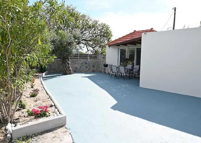 Myrteni בית נופש *